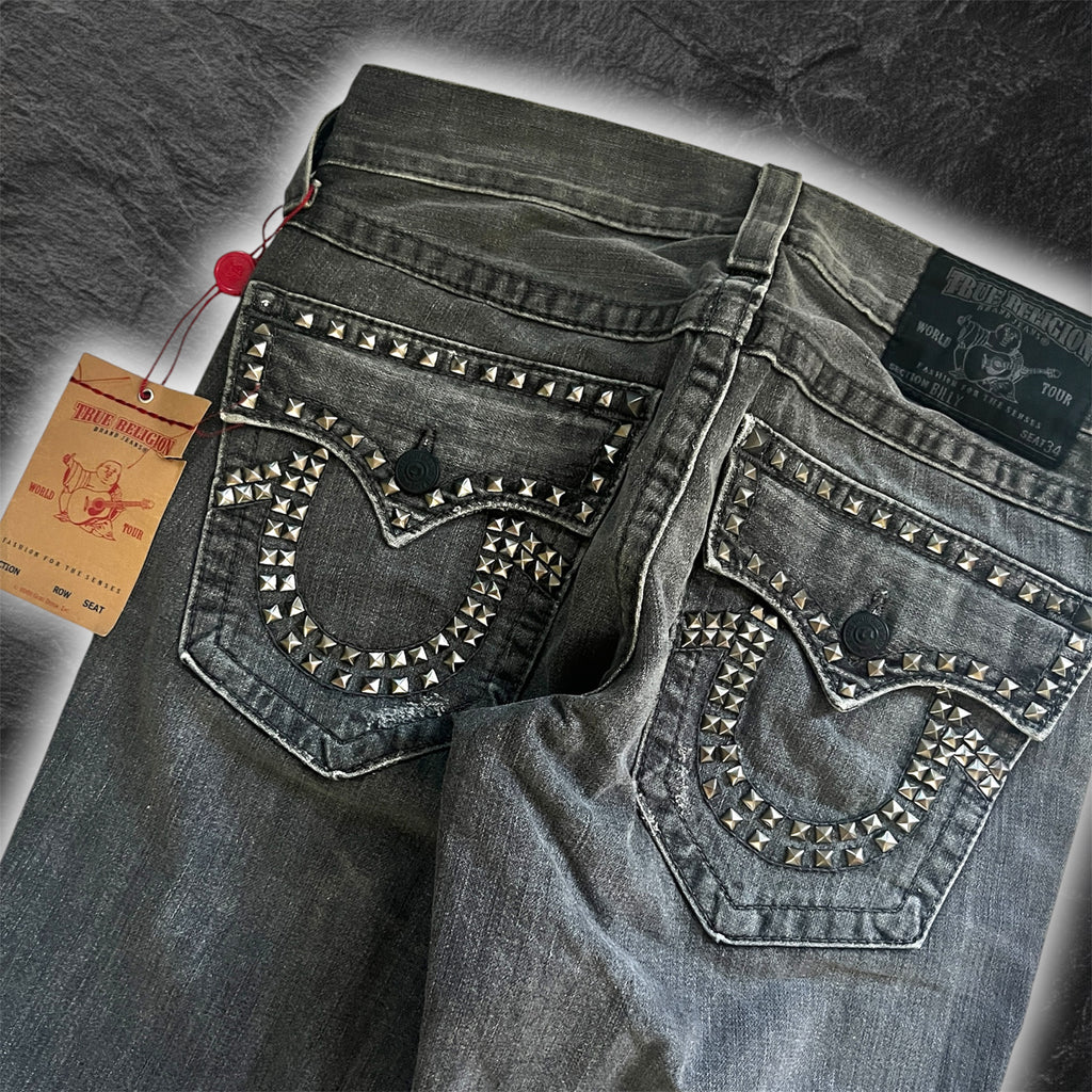 *Deadstock* True Religion Billy "Pyramid Stud" jeans