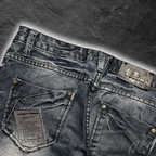 streetcave.eu 3+2 JEANS DECODE Herren Denim Jeans in Blau mit Used-Waschung, Falten-Effekten und verzierten Taschen