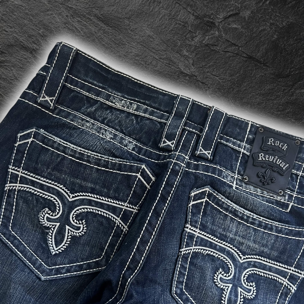 streetcave.eu Rock Revival Herren Jeans in Dunkelblau mit markanten Kontrastnähten und verzierten Gesäßtaschen